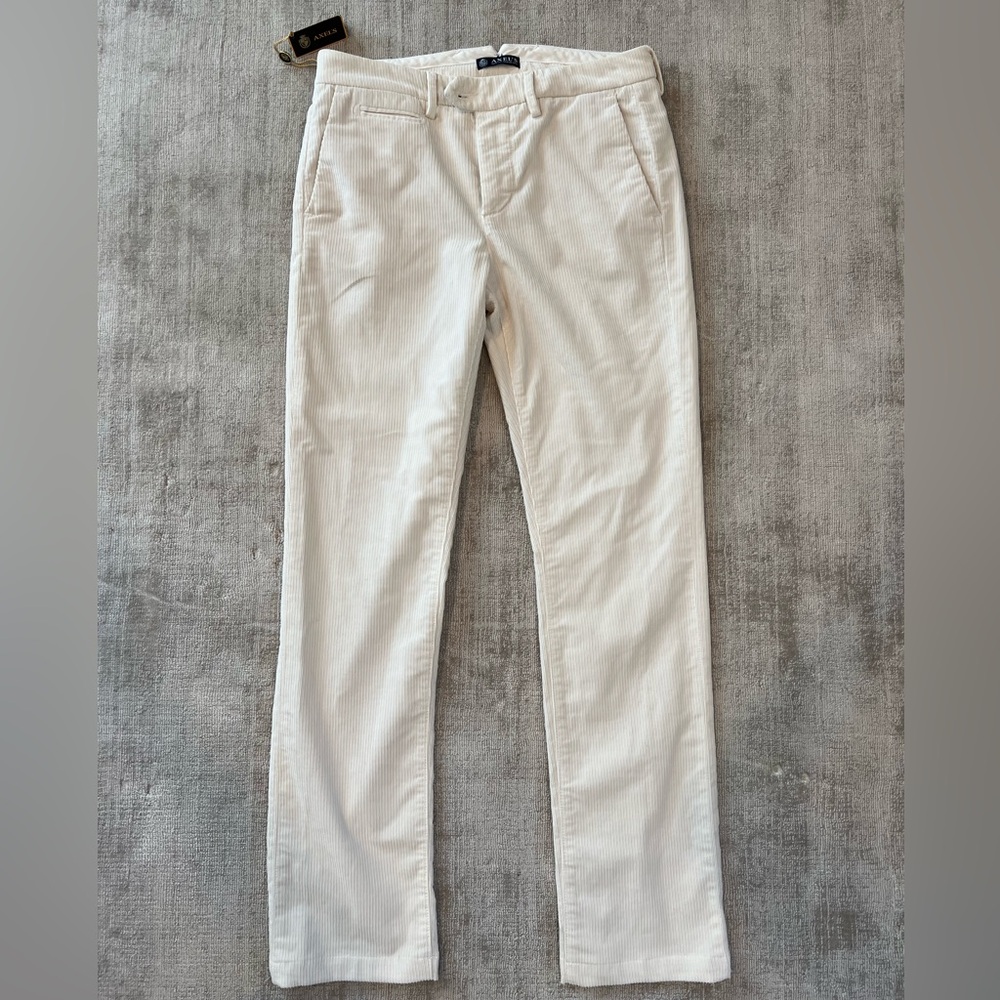 NWT - Axel’s denim cotton corduroy pants in latte (off white)